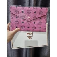 ราคา Premium gift % กระเป๋าใส่บัตร MCM (17001161018)