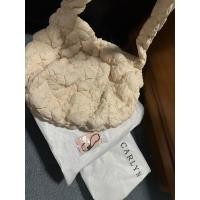 ราคา Carlyn Bag สีครีมsoft L(พร้อมส่ง)แท้100% (23075985321)