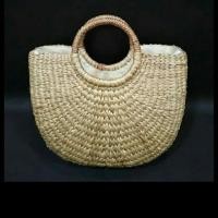 ราคา กระเป๋าสานผักตบชวา แตงโมหูหิ้วกลาง (1619595401)