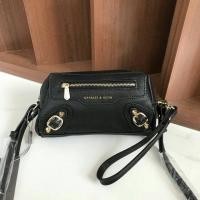 ราคา Charles & Keith Mini Shoulder Bag (Outlet) กระเป๋าแบรนด์เนม (729797425)