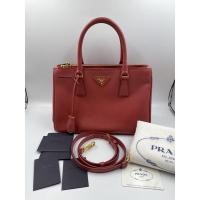 ราคา Prada Saffiano lux สี Fuoco Y12 size 30 (10096326992)