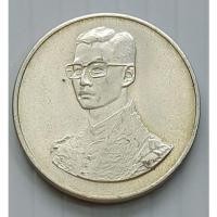 ราคา เหรียญ ร.9 ที่ระลึกเดินการกุศลเทิดพระเกียรติ 5 ธันวาคม 2527 กองทัพบก (1268813167)