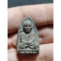 ราคา หลวงปู่ทวดเนื้อว่านพิมพ์ใหญ่ A พระเก็บสภาพดี พร้อมกรอบทอง (21884492361)