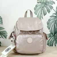 ราคา กระเป๋า คิปลิ้ง kipling แท้ เป้ Small Metallic Backpack กระเป๋าคิป link สวยน่ารัก ไซส์มินิ สะพายไปเรียน ทำงาน ทุกโอกาส (16104124400)