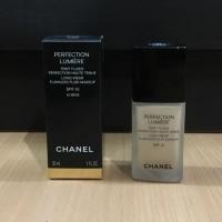 ราคา CHANEL PERFECTION LUMIERE FOUNDATION # 20 BEIGE (1226329754)