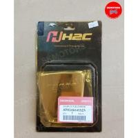 ราคา อะไหล่ H2C แท้เบิกศูนย์ ‼️ ครอบฝาปิดช่องเติมน้ำมัน สีโครเมี่ยม APK0464405ZA สำหรับรถ FORZA300 (18526447338)