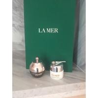 ราคา กระปุกเปล่า ครีมบำรุงรอบดวงตา La Mer พร้อมแอพพลิเคเตอร์ (8216001752)