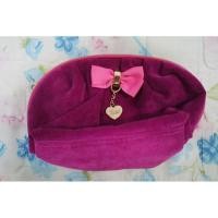 ราคา กระเป๋าใส่เครื่องสำอางค์ Guess (1247390427)