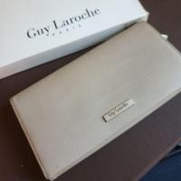 ราคา GUY LAROCHE สภาพ 75% (5605138598)