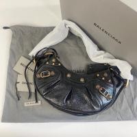 ราคา BALENCIAGA XS Le Cagole Shoulder Bag (16387349191)