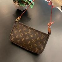 ราคา Louis Vuitton pochette (4092289438)