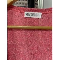 ราคา เสื้อคลุมH&Mผ้ากลติเตอร์สีชมพูไม่มีกระดุม (18384027085)