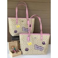 ราคา Coach F73359 City Tote Disney Sleeping Beauty Signature Bag (2835125439)