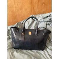 ราคา กระเป๋า​ couronne มือ2.....ลดราคาจาก550...เหลือ 150บาท (4261773337)