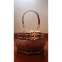 ราคา กระเป๋าย่านลิเภาสีน้ำตาลอ่อน (ทรง8เหลี่ยม) จากฝีมือชาวบ้านชุมชน นครศรีธรรมราช (5141932754)