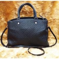 ราคา กระเป๋าแบรนด์ capacci แท้100% สีดำทรงทำงาน (1539352271)