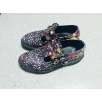 ราคา Dr.Martens ลายดอกสีน้ำตาล (927827459)
