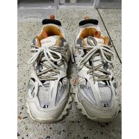 ราคา AUTHENTIC USED !!! BALENCIAGA TRACK OG 41 ของแท้ ไม่มีอุปกรณ์ (8051873920)