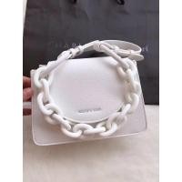 ราคา กระเป๋า Charles&keith ขนาด 8.5 นิ้ว (4956508533)