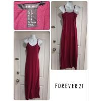 ราคา ⚡Sale⚡ Forever 21 เดรสยาวผ้ายืด เข้ารูปสีแดงเลือดหมู Size S มือหนึ่ง (23163793595)