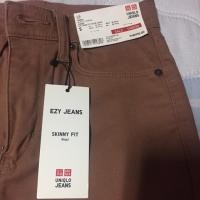 ราคา สกินนี่ uniqlo สีน้ำตาลป้ายห้อย (1990577399)