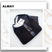 ราคา GUCCI TIGER HOBO SUEDE LEATHER BAG (18353438294)