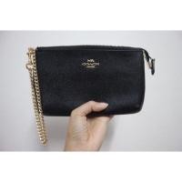 ราคา Coach คล้องมือสายโซ่ size M สีดำ (16937664884)