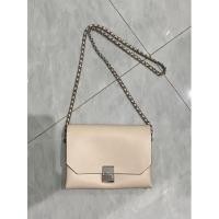 ราคา กระเป๋า zara สีชมพูอ่อน สวย น่ารัก ใส่ของได้เยอะมากก น้องมีตำหนินิดหน่อยนะคะ (15647353309)