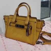 ราคา coach 36235 Swagger 20 รุ่นช็อป แท้ % ส่งต่อมือสองราคาเบาๆค่ะ (2669955408)