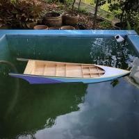 ราคา RC boat เรือบังคับ เรือสองตอน (ลำเปล่า) สีม่วงฟ้า สำหรับเรือไฟฟ้า ขนาด 70cm * 17cm * 5.5cm (4251683484)
