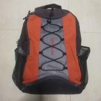 ราคา กระเป๋าเป้ notebook targus สีดำส้ม (15002179640)