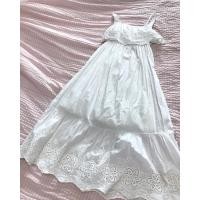 ราคา เดรสยาวมือสอง สีขาวแบบจั้มเอว (3953444950)