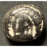 ราคา พระกำแพงซุ้มกอ พิมพ์ขนมเปี๊ยะ กรุวัดพิกุล จังหวัดกำแพงเพชร เนื้อผงใบลาน องค์เล็กน่ารัก เก่าถึงยุคครับ (23768147858)