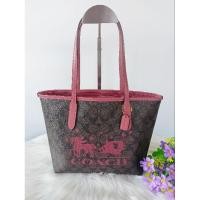 ราคา Coach แท้ Mini City Tote (24410431171)