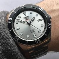 ราคา SEIKO 5 Sports Automatic นาฬิกาข้อมือผู้ชาย สายสแตนเลส รุ่น SRPB87K1 (2818565463)
