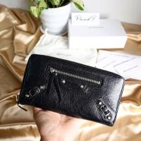 ราคา ส่งฟรี พร้อมส่ง Used Balenciaga Arena Classic Continental Zip-Around Wallet ปี 17 (13427847156)