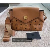 ราคา Mcm essential crossbody bag (12442799460)