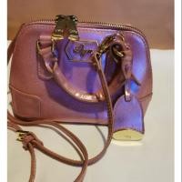 ราคา กระเป๋าสะพาย ยี่ห้อ LYN น่ารักสีชมพูวิบวับ (3156684807)