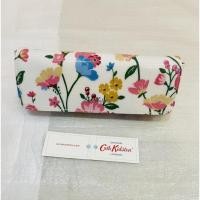 ราคา กล่องแว่น Cath Kidston แท้ รุ่น Glasses Case Park Meadow (12683962255)