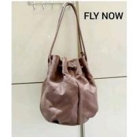 ราคา //"รุ่น FN-01" กระเป๋าหนัง แบรนด์ FLY NOW กระเป๋าแฟชั่น ทรงขนมจีบ ใบใหญ่ พร้อมส่ง (20731682617)