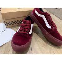 ราคา รองเท้า Vans Velvet Street Style Sneakers[ OLD SKOOL ] (7360363356)