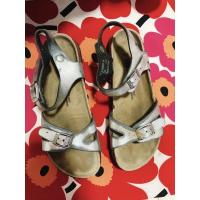 ราคา shoopen size 39 สีเงินเมทาลิค (4791107504)