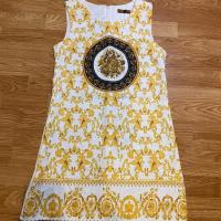 ราคา เดรส แซก ลาย Versace เหลือง S M มือสอง สภาพใหม่ไร้ตำหนิ (5727754456)