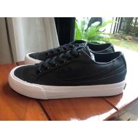 ราคา FILA หนังสีดำ size 22 cm สภาพดีมากกก สะอาด สวย พื้นเต็มมากค่ะ #รองเท้ามือสองของแท้ % (4169123769)