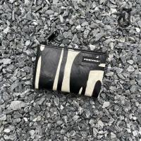 ราคา Freitag Blair ม้าลาย ผ้าเบียร์ หายากสุดๆๆๆ สวยม๊ากกก แรร์มากก มือ1 ของแท้ล้าน% (9937127394)