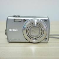 ราคา กล้องคอมแพค Fujifilm FinePix F100fd (20850956342)