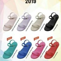 ราคา Monobo Norah 8 รองเท้าแชั่นรัดส้น สีดำ-ดำ สีชมพูอ่อน-ชมพูอ่อน (5000465006)