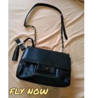 ราคา //"รุ่น FN-02" กระเป๋าหนัง FLY NOW กระเป๋าแฟชั่น ทรงสวย สีดำ สะพายไหล่ พร้อมส่ง มือสอง (20631695524)