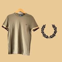 ราคา เสื้อยืด Fred Perry - ของแท้ 100% (22843231376)