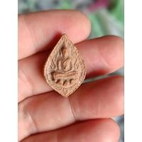 ราคา พระเนื้อดินผิวสวยคมชัด (24778671112)